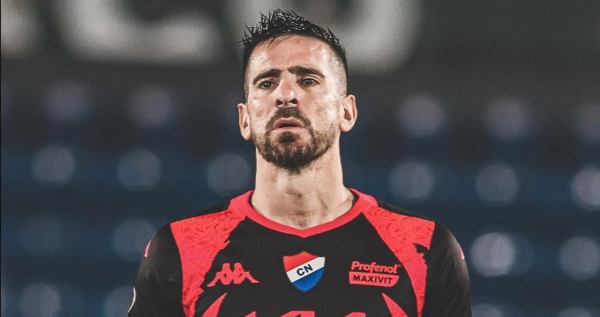 Versus / La decisión clave que tomó Antony Silva y fue elogiado por hinchas de Huracán