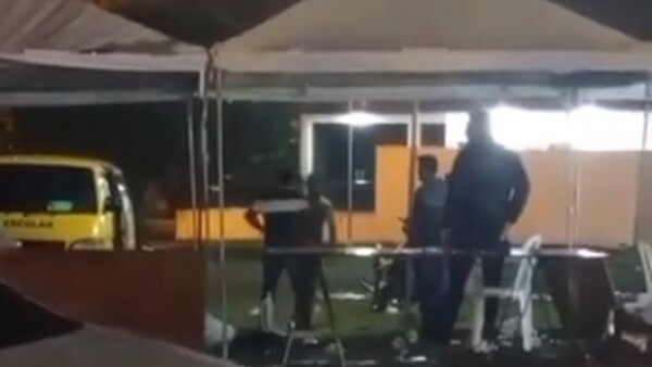 Emprendedores sufren violento asalto en fiesta de San Juan