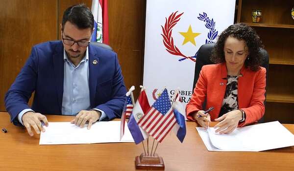 Migraciones y Embajada de EE.UU. firman acuerdo para plan de trabajo - Nacionales - ABC Color
