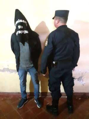 Director de un colegio de Yaguarón, detenido por supuesto hecho de coacción sexual a una alumna - Policiales - ABC Color