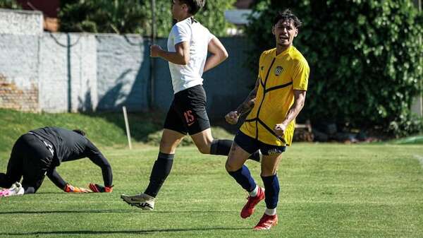 Olimpia-Luqueño: Cáceres doblega a Palermo - Fútbol - ABC Color