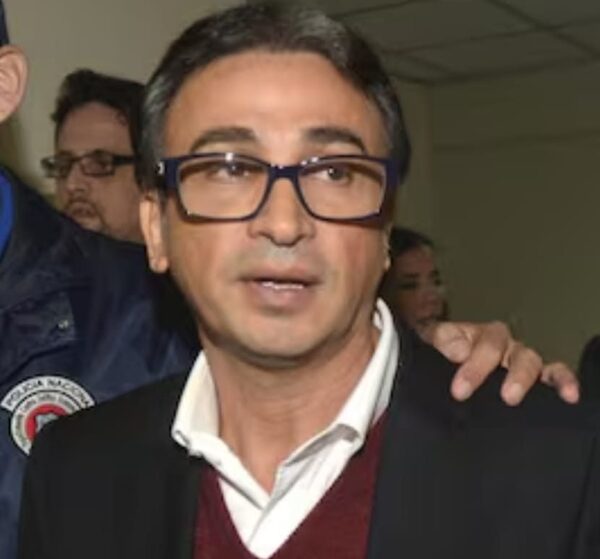 Vaciamiento de Ara: Grosera dilación de la audiencia preliminar hace siete años