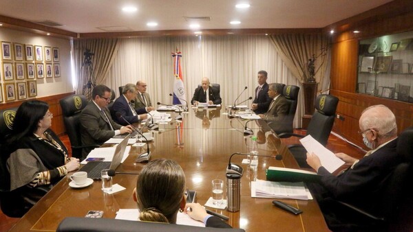 Sala Constitucional de la Corte apura trámite y HC no retrocede postura