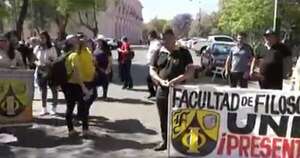 La Nación / Educadores fundamentan negativa de ser incluidos en proyecto del Ejecutivo
