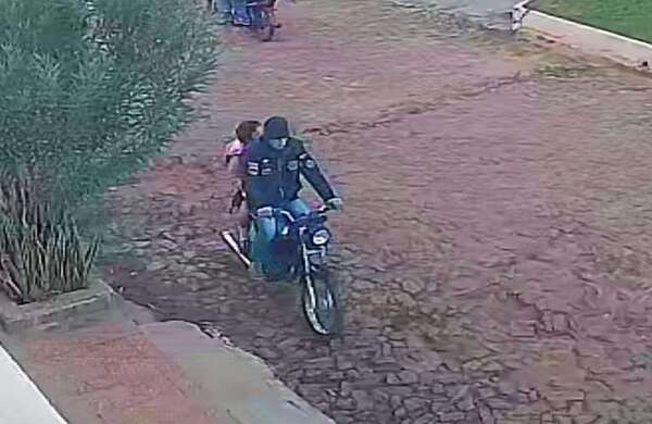 Intento de rapto a niña en Villarrica: analizan la conducta de los padres - Policiales - ABC Color