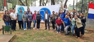 Docentes de la capital de Misiones rechazan proyecto de Ley de la Función Pública - Nacionales - ABC Color