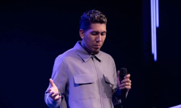 Pelotero rapai sorprendió al anunciar que es pastor evangélico