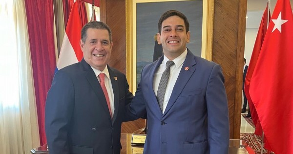 Alvarenga rechaza la chapa en Asunción y las bases dicen que la decisión dependerá de Latorre, Turi y Nenecho
