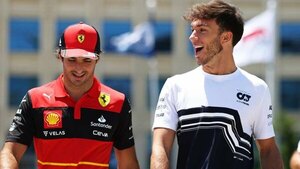 Versus / Gasly "pide" a Carlos Sainz como su próximo compañero en Alpine
