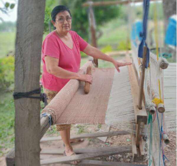 Vuelve el frío: artesanos de todo el país buscan darle calor al fin de semana con sus productos en oferta - Nacionales - ABC Color