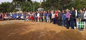 Docentes iniciaron movilizaciones en plaza céntrica contra la Ley de carrera civil - Radio Imperio 106.7 FM