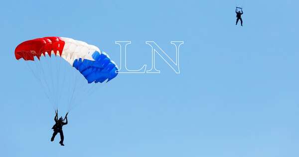 La Nación / Festival Tándem de paracaidismo; invitan a conquistar el cielo de Ypacaraí