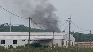 Reclusos se amotinan en la Penitenciaría de Emboscada
