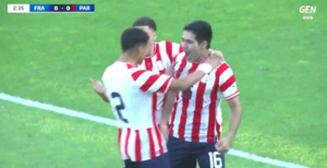 Versus / Cosas del fútbol: El "invitado" que anotó el gol de Paraguay ante Francia
