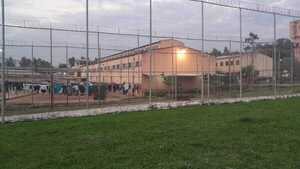Controlan motín en penal de Emboscada y aseguran que no negociarán con internos - Megacadena - Diario Digital