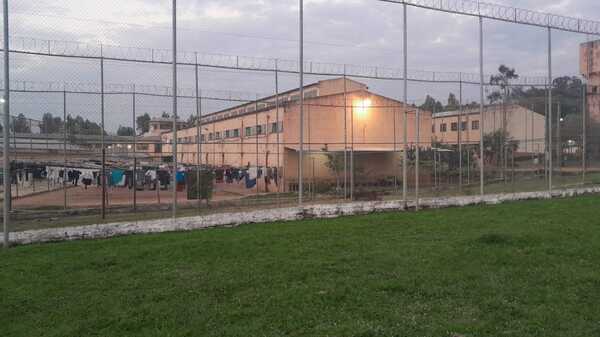 Controlan motín en penal de Emboscada y aseguran que no negociarán con internos - Megacadena - Diario Digital