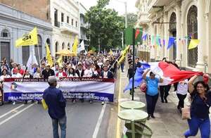 Ley del Servicio Civil: MEC aún no llega a acuerdo con docentes porque “el diálogo sigue abierto”, asegura Ramírez  - Nacionales - ABC Color