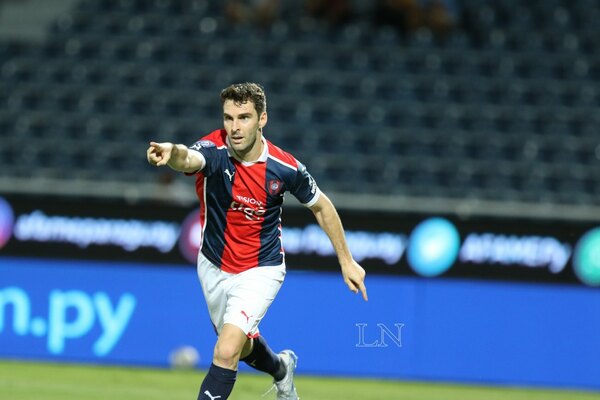 Versus / Mauro Boselli reveló el motivo principal por el que se fue de Paraguay