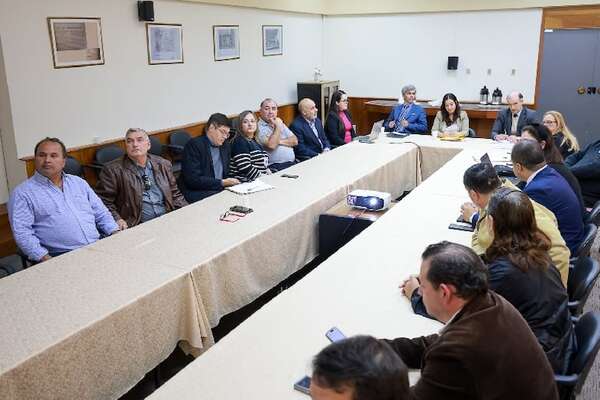 Ley de Servicio Civil todavía no será estudiado en el Congreso, sostiene senador Maidana - Política - ABC Color