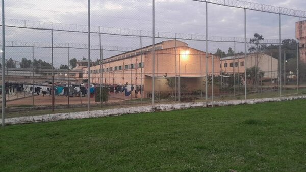 Controlan motín en penal de Emboscada y aseguran que no negociarán con internos