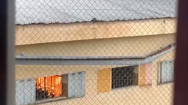 Controlan motín en la cárcel de Emboscada, tras dos horas de tensión - Noticiero Paraguay