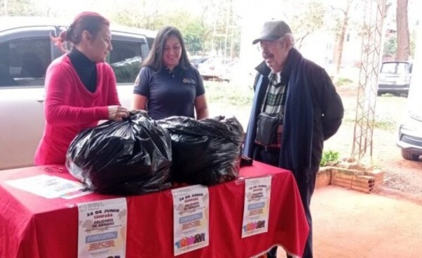 Mujeres privadas de libertad de CDE recibieron abrigos donados
