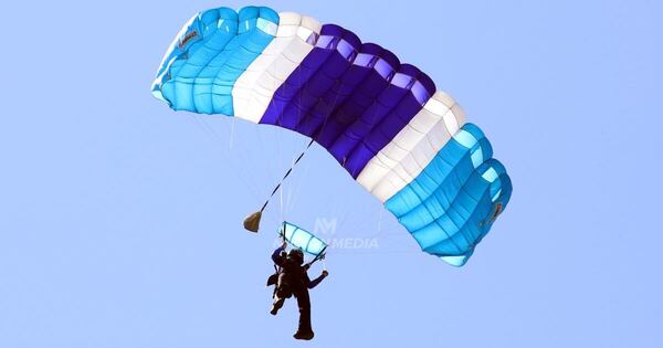 Diario HOY | Festival Tándem en Ypacaraí: invitan a experiencia única de paracaidismo