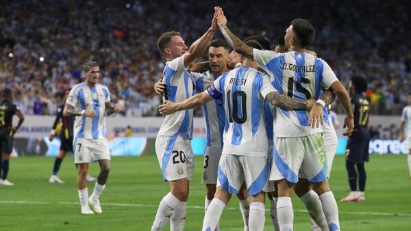 Argentina supera a Ecuador y es semifinalista