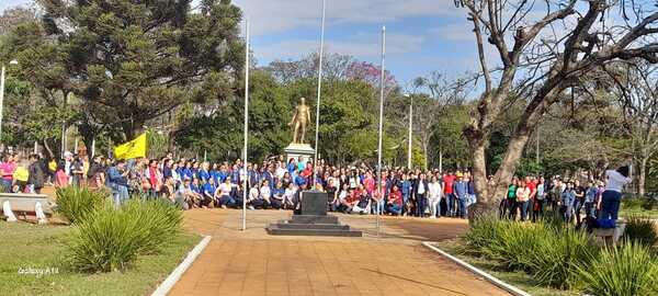 Docentes de Amambay se movilizan en la capital departamental - Oasis FM 94.3