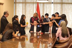 Cámara de Senadores dictaminará sobre la expulsión de Kattya González - Radio Imperio 106.7 FM