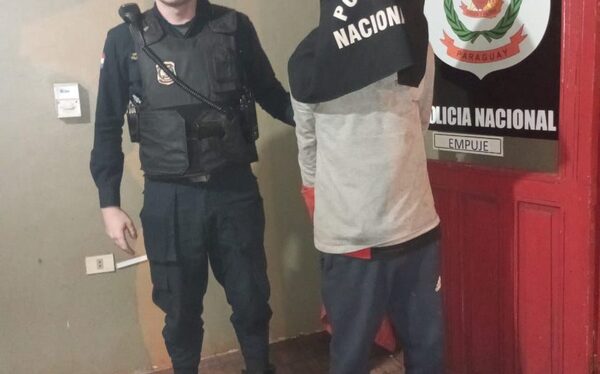 Detienen a ladrón y recuperan televisor