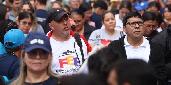 Segundo día de paro docente: piden artículo que los excluya de nueva ley