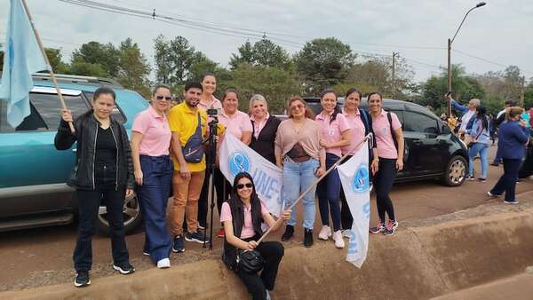 Ley de carrera civil: maestros marchan hoy y no descartan continuar durante las vacaciones - Nacionales - ABC Color