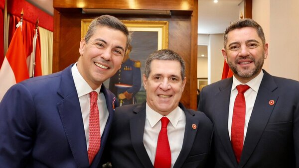 El mensaje de Santi Peña a Cartes por su cumple