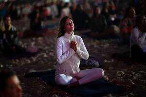 La importancia de la relajación en yoga - Estilo de vida - ABC Color