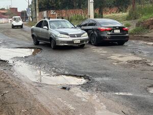 Video: calamitoso estado de una calle en Luque - Crónicas Ciudadanas - ABC Color
