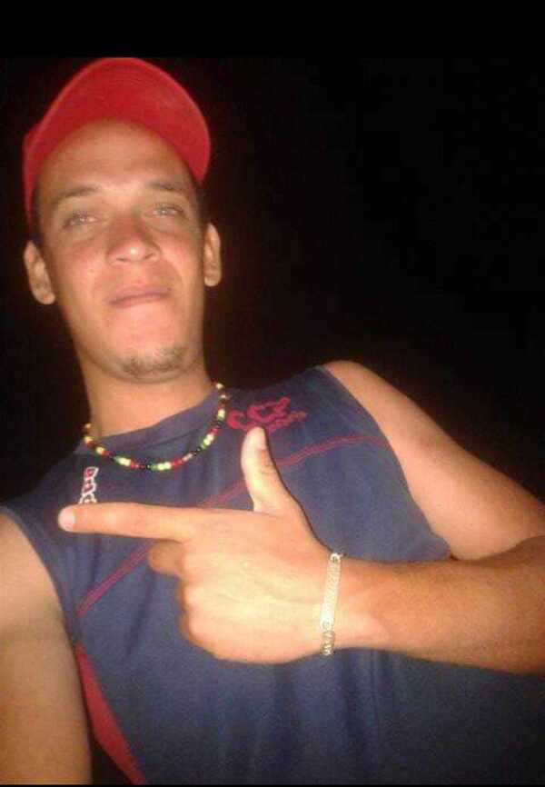 Ordenan prisión preventiva a uno de los vándalos que agredió a fotógrafo - La Clave