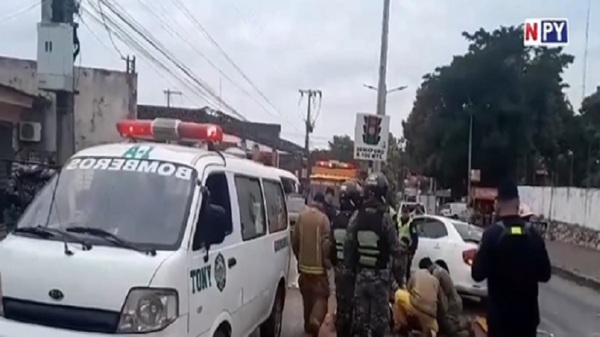 Accidente en Villa Elisa deja a policía gravemente herido - Noticias Paraguay