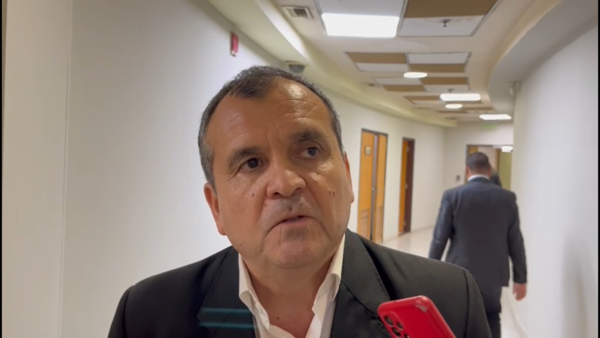Diputado afirma que está de acuerdo con desafuero de Roya Torres para que enfrente a la Justicia - Megacadena - Diario Digital