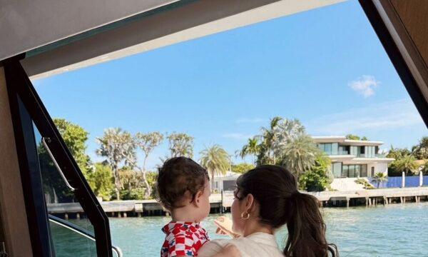 (GALERIA)Nadia Ferreira y su divertido paseo en yate con su familia
