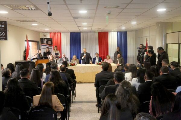 Jornada de trabajo del Ministro Ramírez Candia en Caazapá