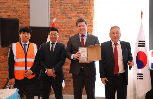 Fabricante internacional de medidores inteligentes se instala en Paraguay y busca innovar en el sector energético - MarketData