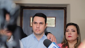 Fiscalía ratifica por segunda vez imputación contra Hernán Rivas en causa por título falso