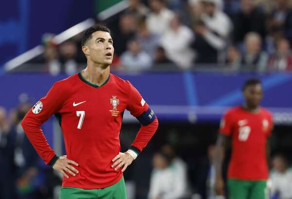 Eurocopa 2024: Mbappé eliminó a CR7 y Francia es semifinalista - Fútbol Internacional - ABC Color