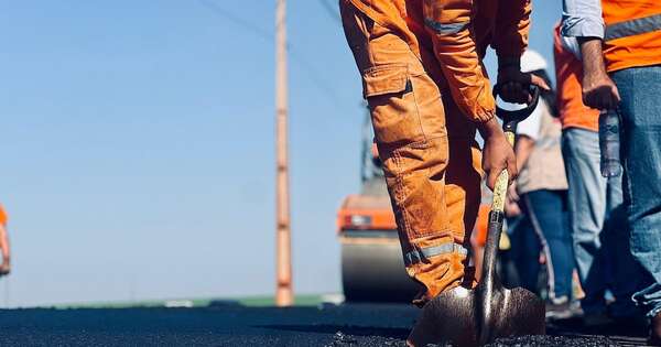La Nación / MOPC prepara paquete de obras de pavimentación para distritos vulnerables