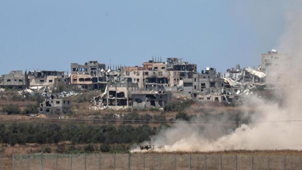 El Hezbolá libanés afirma que lanzó salvas de cohetes contra el norte de Israel