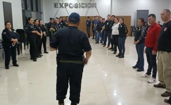 Capacitan en manejo de crisis a agentes penitenciarios de CDE