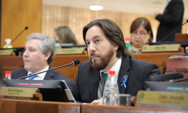 El senador Rubén Velázquez presento un proyecto para criminalizar maltrato animal - OviedoPress