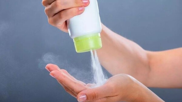 OMS dice que el talco podría causar cáncer