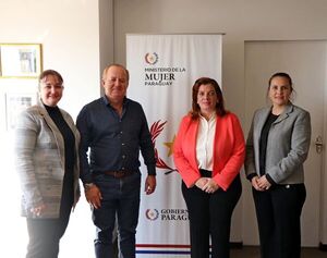 Primera Dama Departamental planea acciones para apoyar a las mujeres de Itapúa